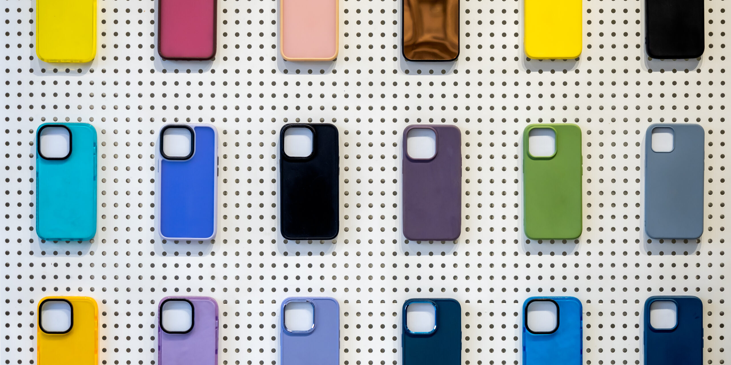 accesorios para móviles y fundas en Benetússer-multicolor