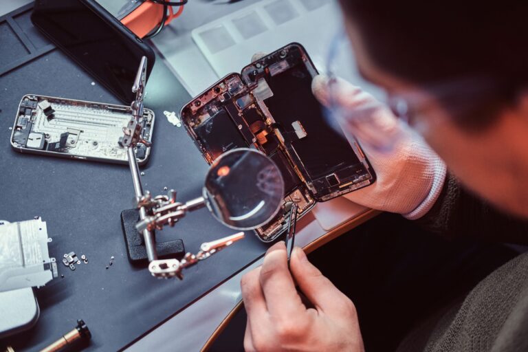 reparación de móviles en Benetússer - mantenimiento