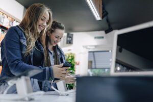 tienda de tecnología en Benetússer - asesoria